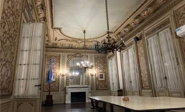 AV.BELGRANO 2800,VENTA CASA  DE GRAN VALOR ARQ!!!!