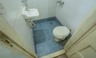 Casa con galpón para taller y jardín en Quilmes