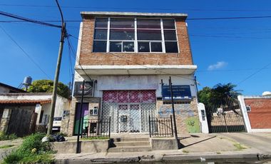 LOCAL SALÓN VENTA 1PISO R. CASTILLO LOCAL P BAJA