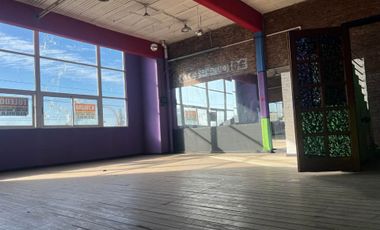 LOCAL SALÓN VENTA 1PISO R. CASTILLO LOCAL P BAJA