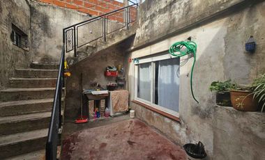 Venta en Bloque en Bernal Oeste.