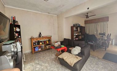 Venta en Bloque en Bernal Oeste.