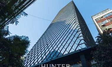 Oficina en Arriendo en Paseo Huerfanos/ Metro Santa Lucia
