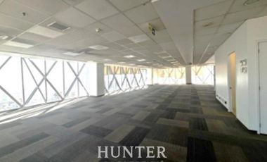 Oficina en Arriendo en Paseo Huerfanos/ Metro Santa Lucia