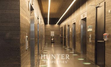 Oficina en Arriendo en Paseo Huerfanos/ Metro Santa Lucia