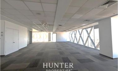 Oficina en Arriendo en Paseo Huerfanos/ Metro Santa Lucia