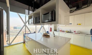 Oficina en Arriendo en Paseo Huerfanos/ Metro Santa Lucia