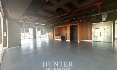 Oficina en Arriendo en Paseo Huerfanos/ Metro Santa Lucia