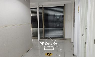 Local Comercial en Arriendo en Clínica Dávila/Av. Recoleta/Promoción de ARRIENDO hasta Diciembre 2026