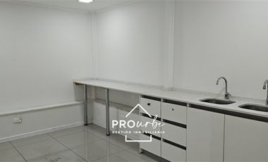 Local Comercial en Arriendo en Clínica Dávila/Av. Recoleta/Promoción de ARRIENDO hasta Diciembre 2026