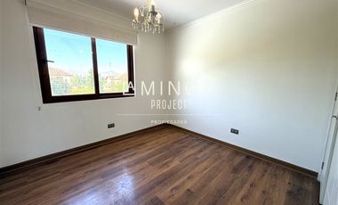 Casa en Arriendo en Piedra Roja