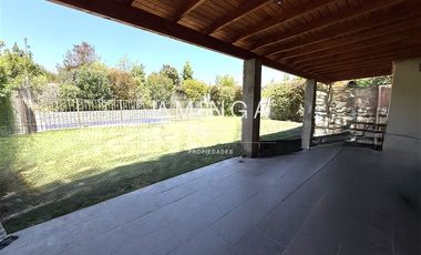 Casa en Arriendo en Piedra Roja