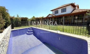 Casa en Arriendo en Piedra Roja