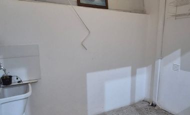 ALQUILER DEPTO 2 AMB. C/PATIO VILLA URQUIZA