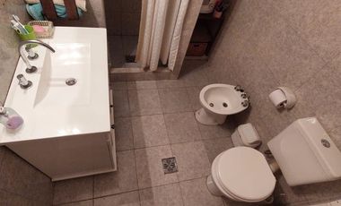 VENTA CASA 3 AMB + DPTO 2 AMB LAS LOMAS MIRAMAR