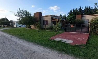 VENTA CASA 3 AMB + DPTO 2 AMB LAS LOMAS MIRAMAR