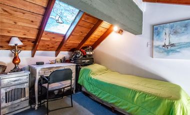 Oficina Venta San Isidro con cochera Excelente