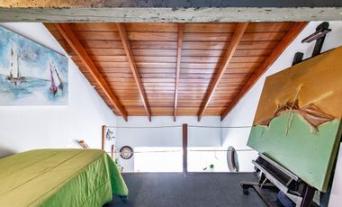 Oficina Venta San Isidro con cochera Excelente