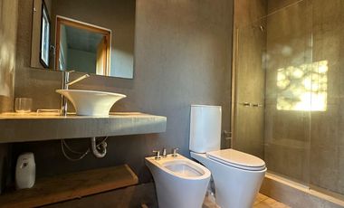 Casa en venta - 3 Dormitorios 2 Baños - 1.000Mts2 - Pinamar