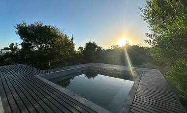 Casa en venta - 3 Dormitorios 2 Baños - 1.000Mts2 - Pinamar