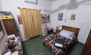 casa americana san miguel calle Letonia 1000