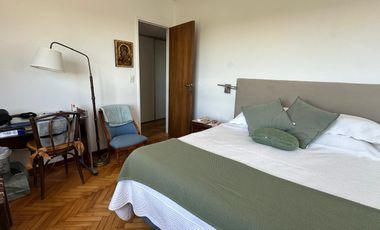 Departamento tipo casa en Venta- Acassuso Vias a Santa Fe, 3 dormitorios, dep, quincho, cochera