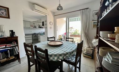 Departamento tipo casa en Venta- Acassuso Vias a Santa Fe, 3 dormitorios, dep, quincho, cochera