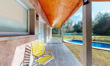 Casa en venta en Altos de Brandsen