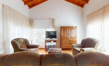 Casa en venta en Altos de Brandsen