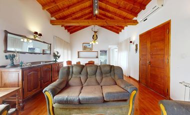 Casa en venta en Altos de Brandsen