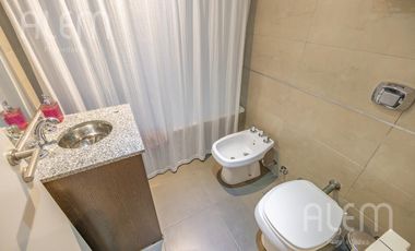 Departamento en venta de 4 dormitorios en Lomas de Zamora Oeste