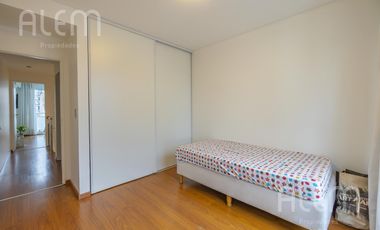 Departamento en venta de 4 dormitorios en Lomas de Zamora Oeste