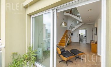 Departamento en venta de 4 dormitorios en Lomas de Zamora Oeste