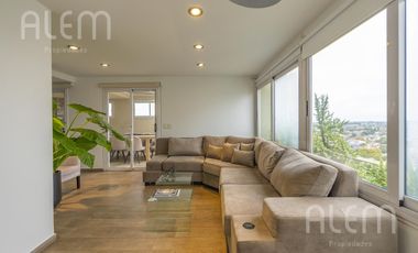 Departamento en venta de 4 dormitorios en Lomas de Zamora Oeste