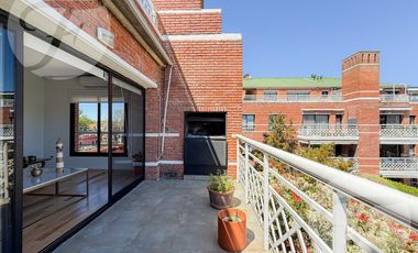 Exclusivo Dúplex en Solar de San Isidro – 5 Ambientes, Jacuzzi, Parrilla y 2 Cocheras