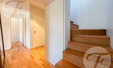 Exclusivo Dúplex en Solar de San Isidro – 5 Ambientes, Jacuzzi, Parrilla y 2 Cocheras