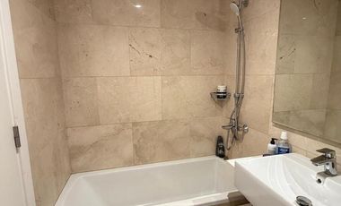 Departamento de 2 ambientes en La Lucila con Cochera en Exclusiva torre Nila