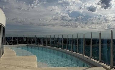 Departamento de 2 ambientes en La Lucila con Cochera en Exclusiva torre Nila