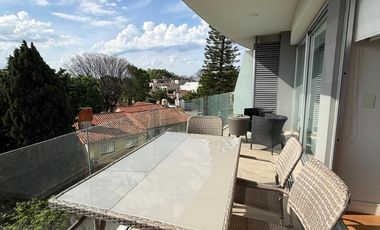 Departamento de 2 ambientes en La Lucila con Cochera en Exclusiva torre Nila