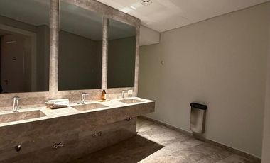 Departamento de 2 ambientes en La Lucila con Cochera en Exclusiva torre Nila