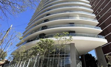 Departamento de 2 ambientes en La Lucila con Cochera en Exclusiva torre Nila