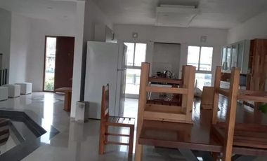 Casa en venta - 3 Dormitorios 3 Baños - Cochera - 2.940Mts2 - Marcos Paz
