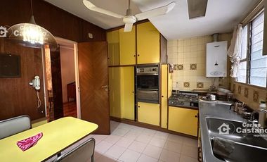 Exc. Zona, 3 Amb. Muy Amplios al Frente con Balcón