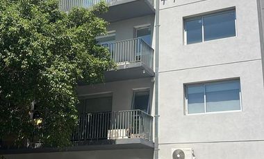 Venta - Departamento Apto Profesional 2 Amb, Balcón y Parrilla - Tigre, Zona Norte