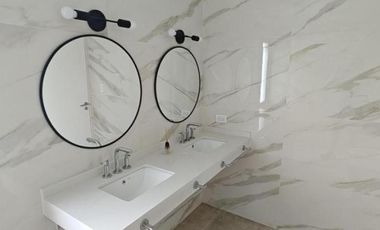 Casa en venta - 3 Dormitorios 4 Baños - 800Mts2 - San Vicente