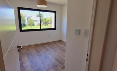 Casa en venta - 3 Dormitorios 4 Baños - 800Mts2 - San Vicente