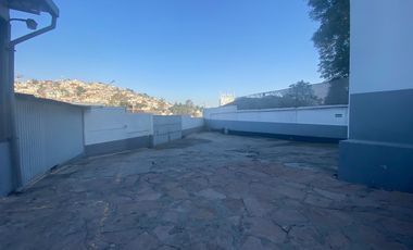 Local comecial en Venta Sobre Boulevard Barrientos Lago de Guadalupe LHV18