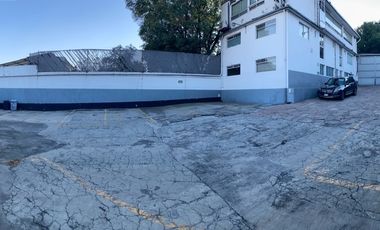 Local comecial en Venta Sobre Boulevard Barrientos Lago de Guadalupe LHV18