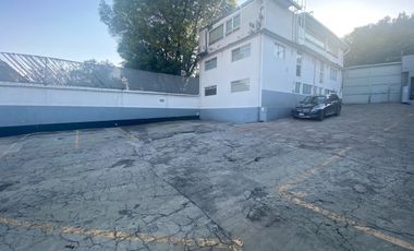 Local comecial en Venta Sobre Boulevard Barrientos Lago de Guadalupe LHV18