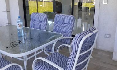 Casa - Terralagos - Temporada completa - Canning - Country - Barrio con Laguna